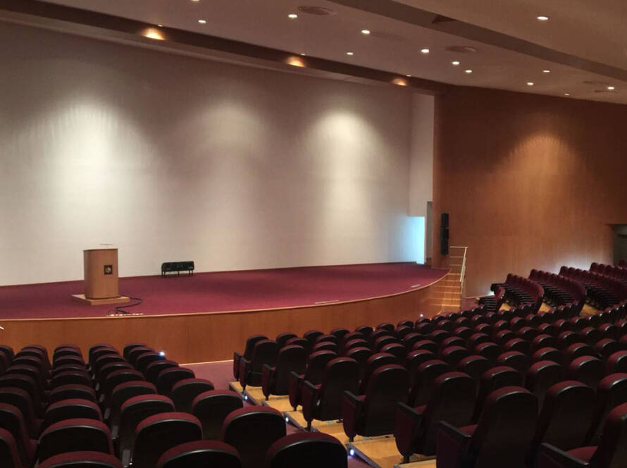 Rentar Auditorio