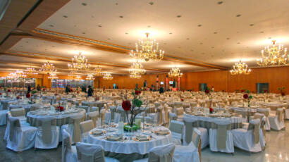 Salones para más de mil invitados